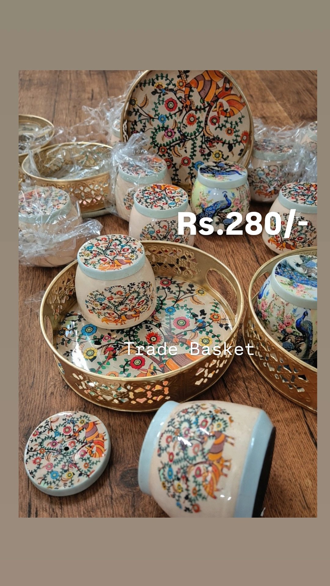 Pichwai jar basket