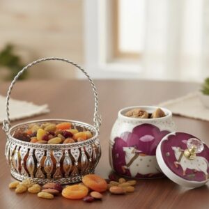 4 inch basket with pichwai jar